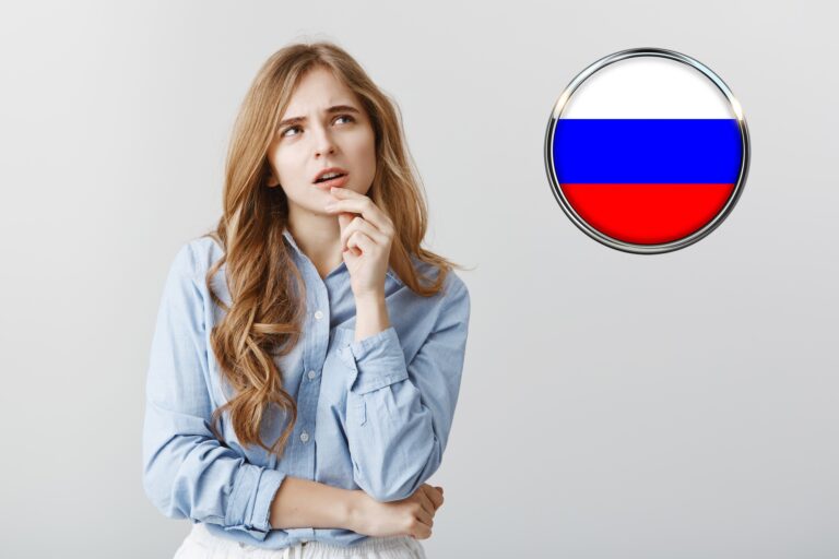 Thoughtful girl and Russian language icon / Freepik