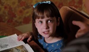 Кадр фильма «Матильда» (Matilda, 1996) / TriStar Pictures