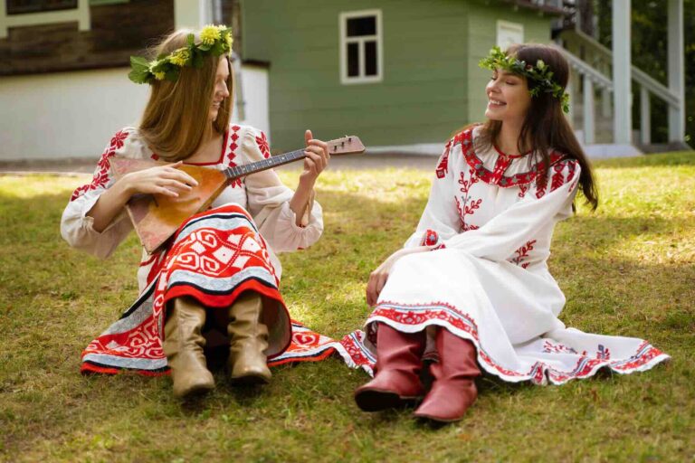 Народная русская музыка / Freepik