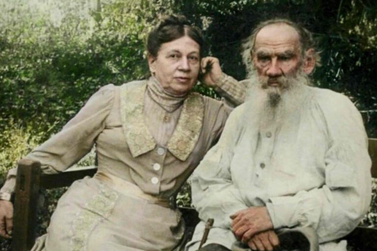 The Tragic Life of Sophia Tolstaya: The Wife of a Genius