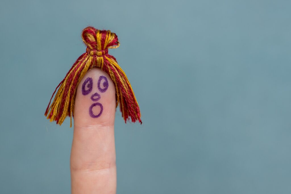 Феминитивы в современном русском языке: как правильно и как неправильно