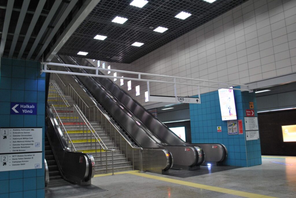 Escalator and vaults of a modern metro station